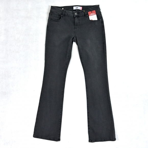 *Sold on @Foxtail90* CABI Slim Bootcut Jean - Picture 2 of 8